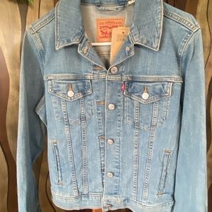 NWT Levi Original Trucker Jean Jacket, size large